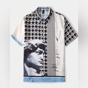 ROMWE Black, Ivory, and Blue Patterned Men's Shirt Small